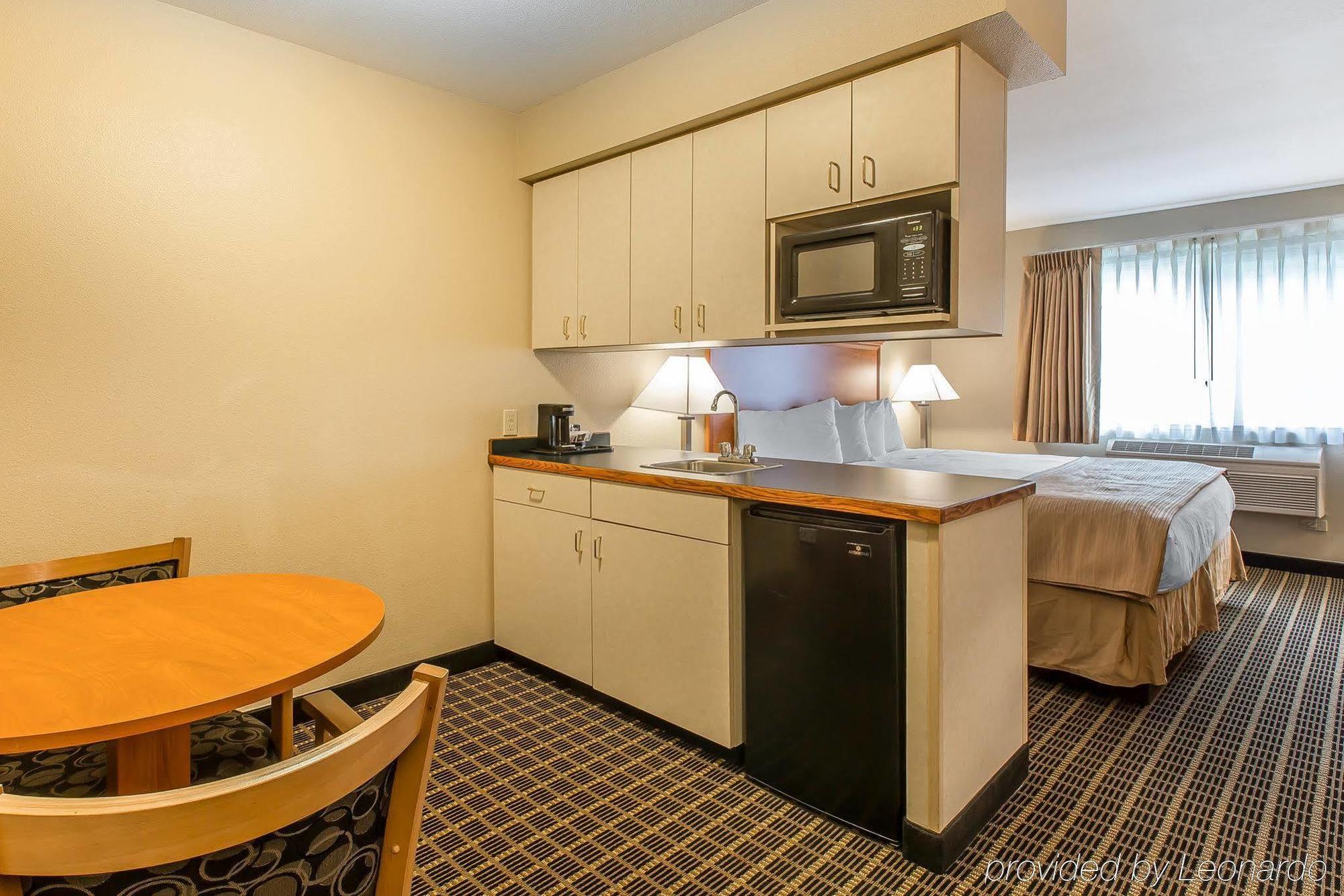 Quality Inn & Suites On The River Glenwood Springs Exterior foto